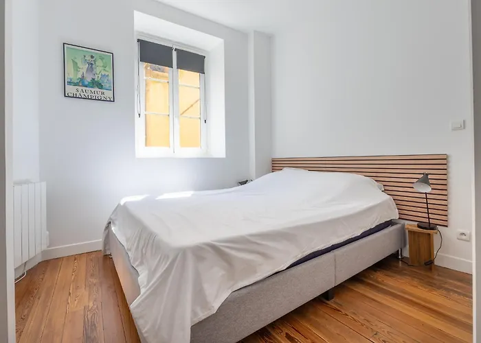 Appartement Moderne , Trevoux Centre Historique